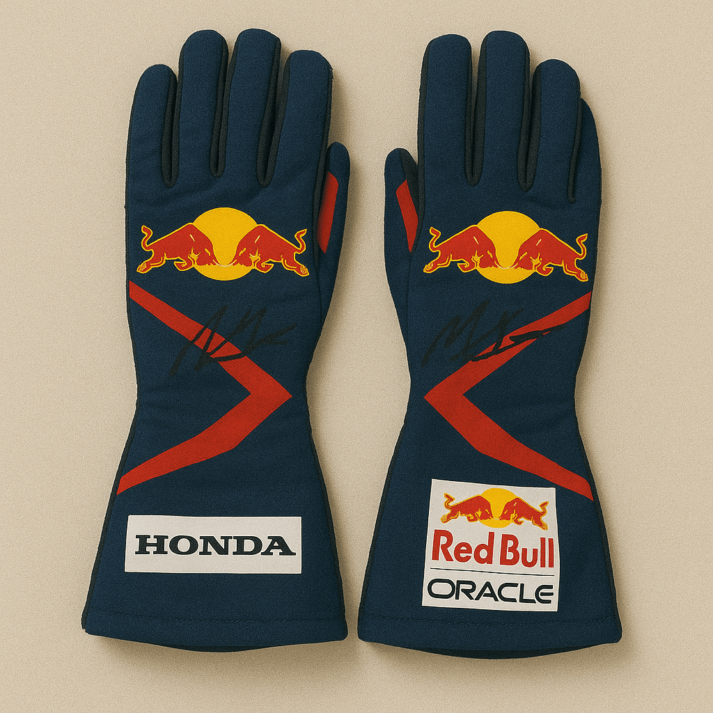 Race handschoenen Max bij eerste GP Nederland